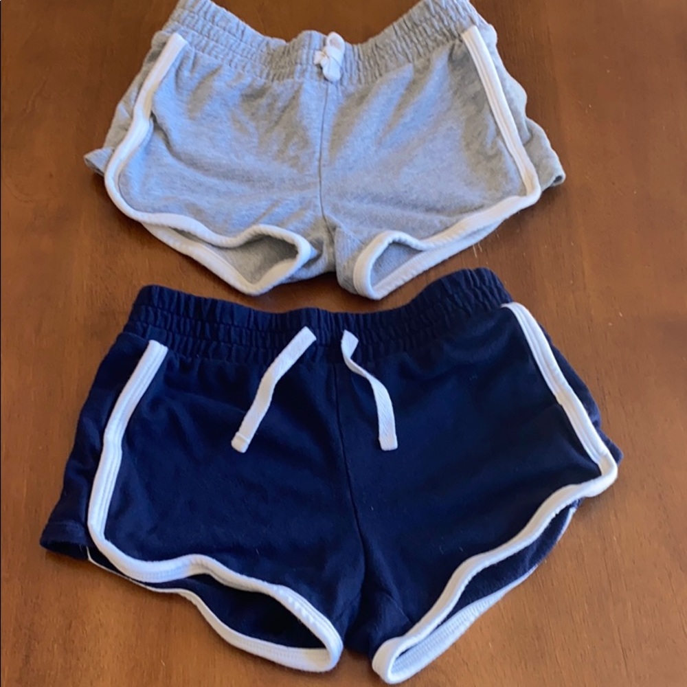 2 GAP kids shorts